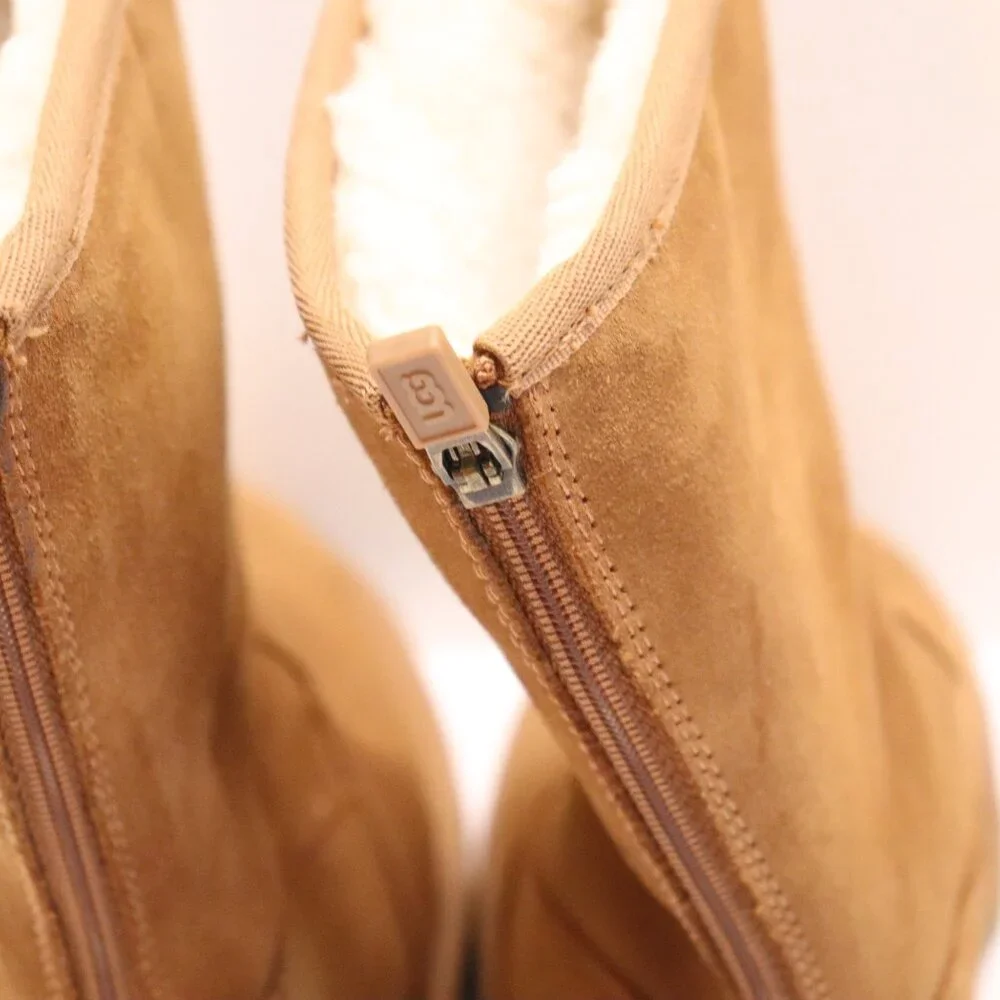 UGG‎ Boots Women's Chestnut S/N 1103742 Size US 4nFur Lined Zipper on Back